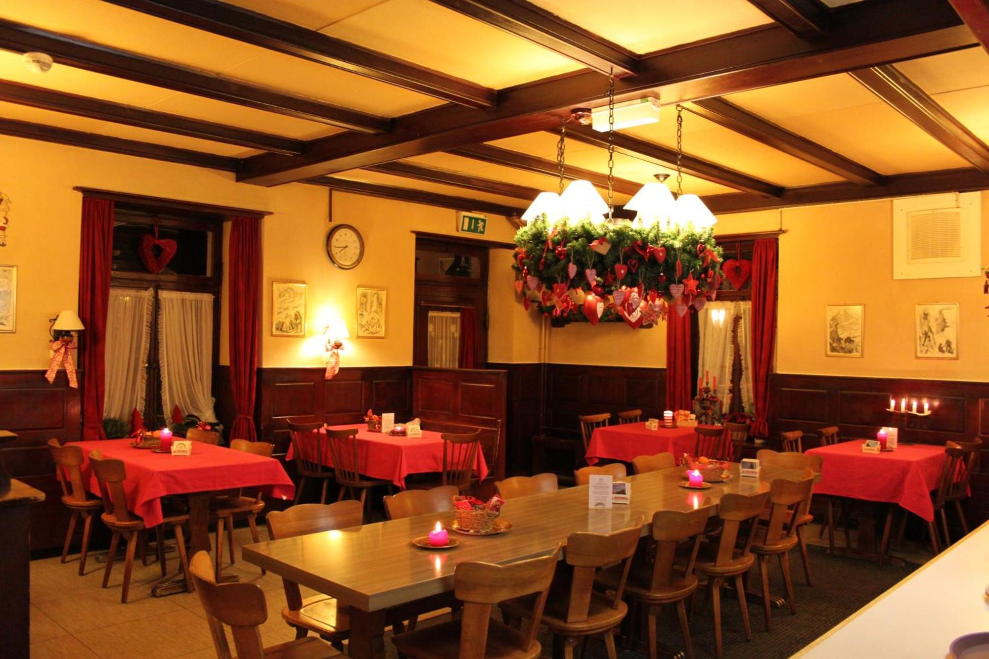 Basicrooms Hotel Unterseen Dış mekan fotoğraf