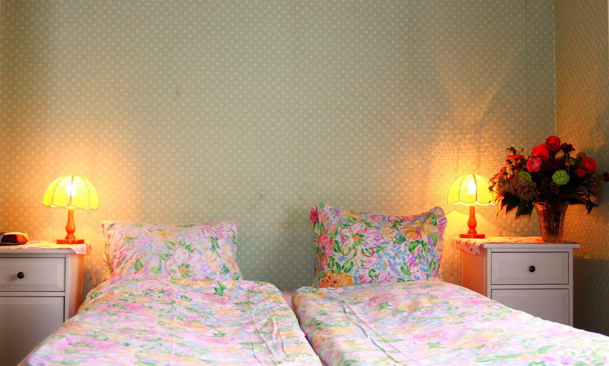 Basicrooms Hotel Unterseen Dış mekan fotoğraf